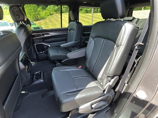 2026 Jeep Grand Wagoneer GRAND WAGONEER L LIMITED RESERVE 4X4