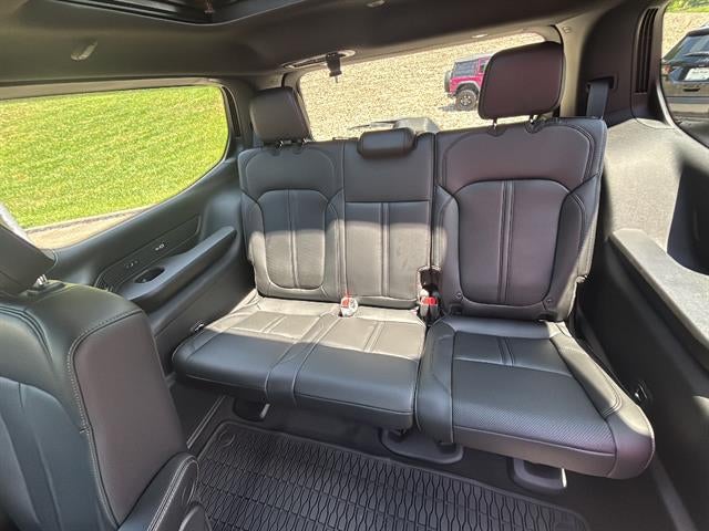 2026 Jeep Grand Wagoneer GRAND WAGONEER UPLAND 4X4
