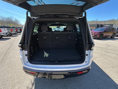 2026 Jeep Grand Wagoneer GRAND WAGONEER LIMITED RESERVE 4X4