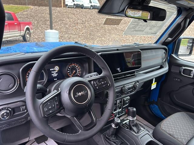 2026 Jeep Gladiator GLADIATOR MOJAVE 4X4