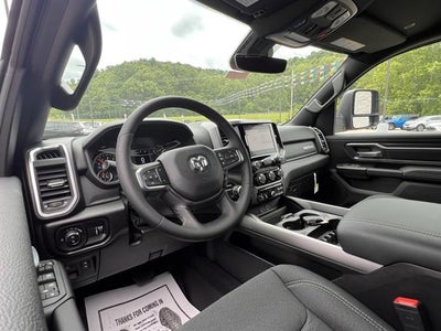 2025 RAM Ram 1500 RAM 1500 BIG HORN CREW CAB 4X4 5'7' BOX