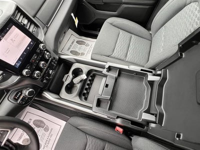 2025 RAM Ram 1500 RAM 1500 BIG HORN CREW CAB 4X4 5'7' BOX