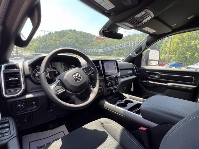 2025 RAM Ram 1500 RAM 1500 BIG HORN CREW CAB 4X4 5'7' BOX