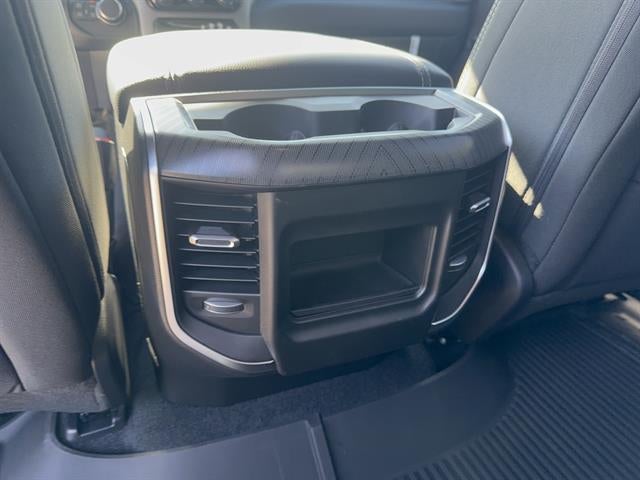 2027 RAM Ram 1500 RAM 1500 BIG HORN CREW CAB 4X4 5'7' BOX