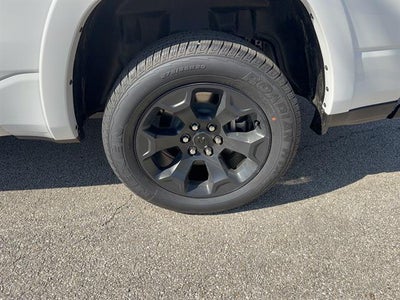 2027 RAM Ram 1500 RAM 1500 BIG HORN CREW CAB 4X4 5'7' BOX