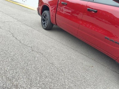 2027 RAM Ram 1500 RAM 1500 BIG HORN CREW CAB 4X4 5'7' BOX