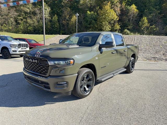 2027 RAM Ram 1500 RAM 1500 EXPRESS CREW CAB 4X4 5'7' BOX