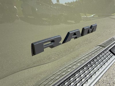 2027 RAM Ram 1500 RAM 1500 EXPRESS CREW CAB 4X4 5'7' BOX