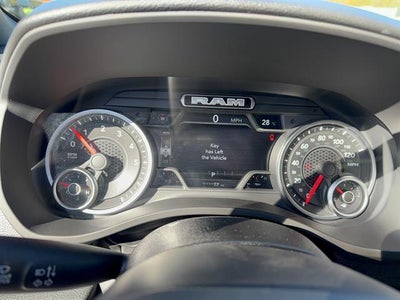 2027 RAM Ram 1500 RAM 1500 EXPRESS CREW CAB 4X4 5'7' BOX