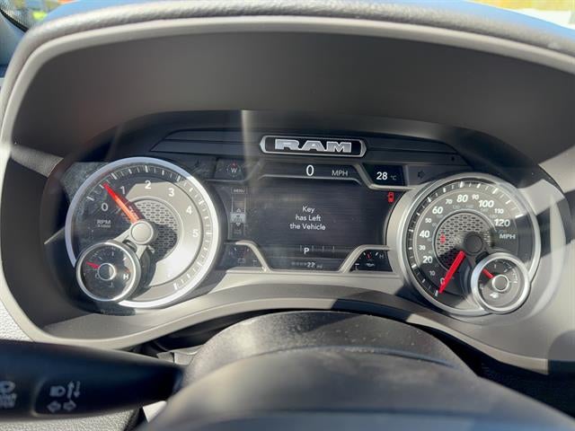 2027 RAM Ram 1500 RAM 1500 EXPRESS CREW CAB 4X4 5'7' BOX