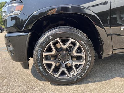 2025 RAM Ram 1500 RAM 1500 LARAMIE CREW CAB 4X4 5'7' BOX