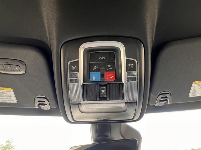 2025 RAM Ram 1500 RAM 1500 LARAMIE CREW CAB 4X4 5'7' BOX