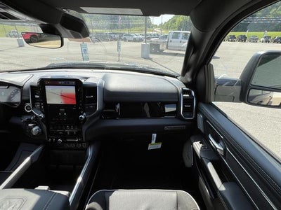 2025 RAM Ram 1500 RAM 1500 LARAMIE CREW CAB 4X4 5'7' BOX