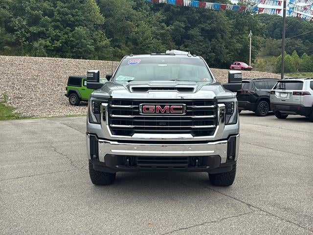 2025 GMC Sierra 2500HD 4WD Crew Cab Standard Bed SLT