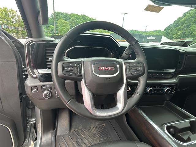 2025 GMC Sierra 2500HD 4WD Crew Cab Standard Bed SLT