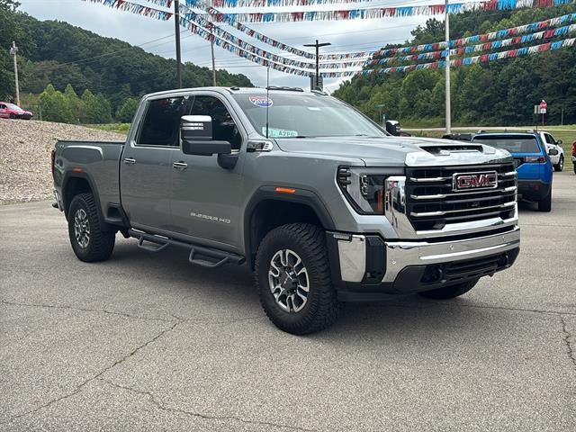 2025 GMC Sierra 2500HD 4WD Crew Cab Standard Bed SLT