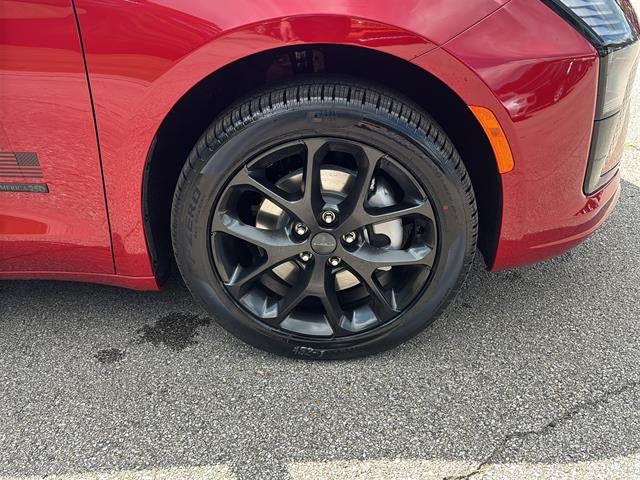 2027 Chrysler Pacifica PACIFICA SELECT AWD