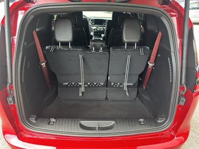 2027 Chrysler Pacifica PACIFICA SELECT AWD