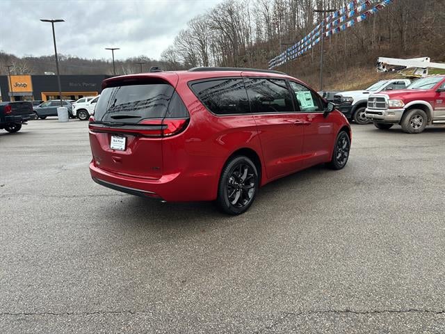2026 Chrysler Pacifica PACIFICA SELECT AWD
