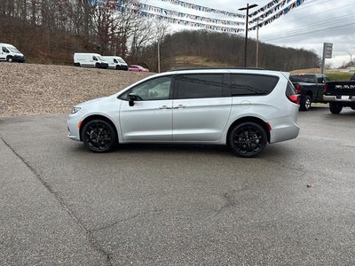2026 Chrysler Pacifica PACIFICA SELECT AWD