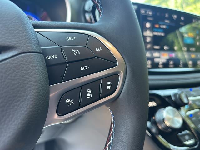 2027 Chrysler Pacifica PACIFICA SELECT AWD