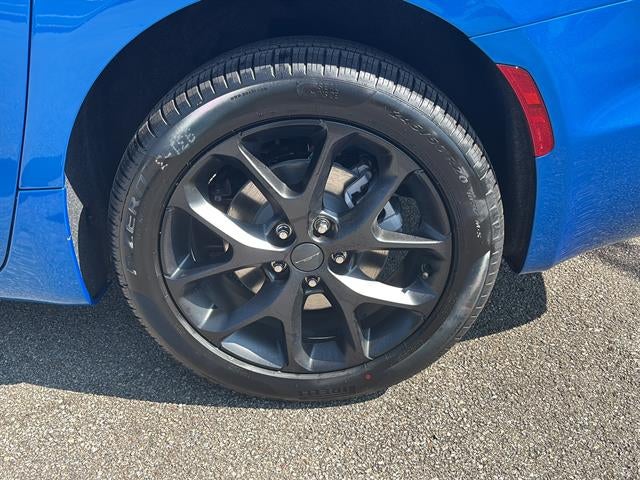 2027 Chrysler Pacifica PACIFICA SELECT AWD