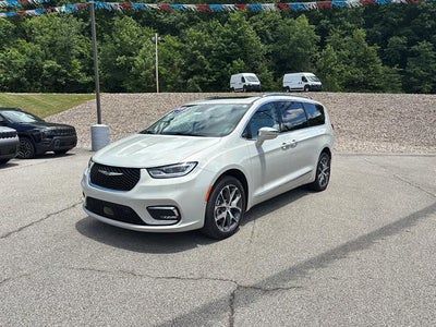 2021 Chrysler Pacifica Limited AWD
