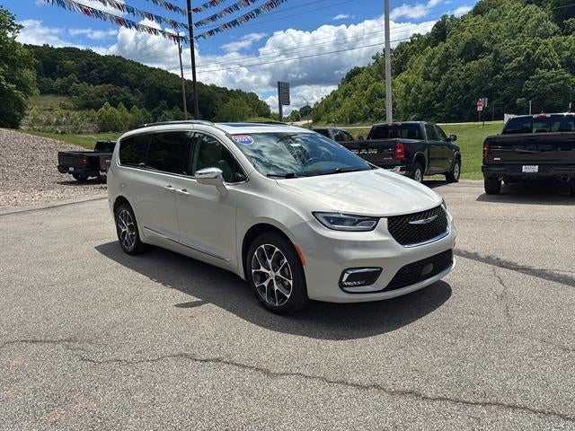 2021 Chrysler Pacifica Limited AWD