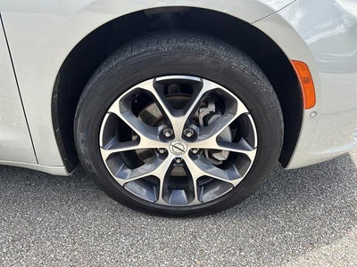 2021 Chrysler Pacifica Limited AWD