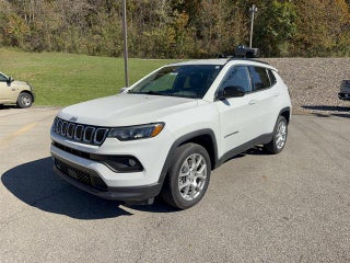 2023 Jeep Compass Latitude Lux FWD
