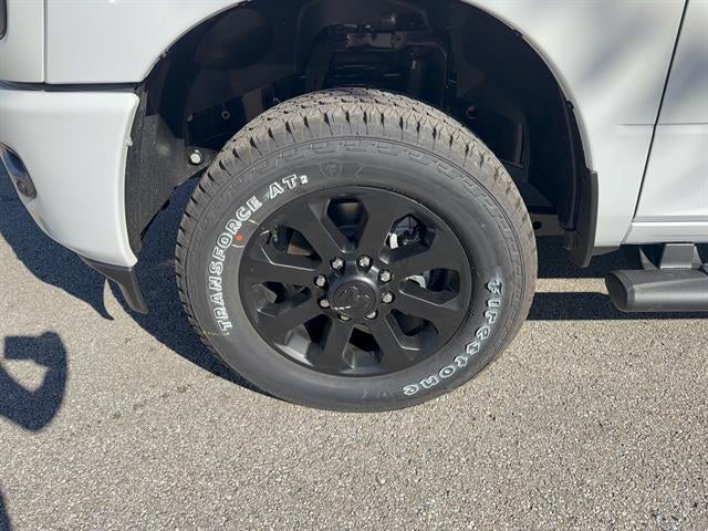2027 RAM Ram 2500 RAM 2500 BLACK EXPRESS CREW CAB 4X4 6'4' BOX
