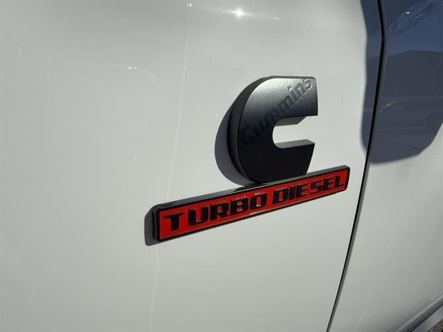 2027 RAM Ram 2500 RAM 2500 BLACK EXPRESS CREW CAB 4X4 6'4' BOX