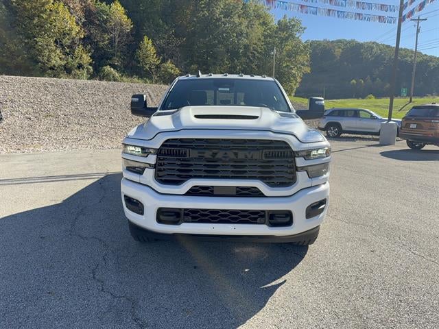 2027 RAM Ram 2500 RAM 2500 BLACK EXPRESS CREW CAB 4X4 6'4' BOX