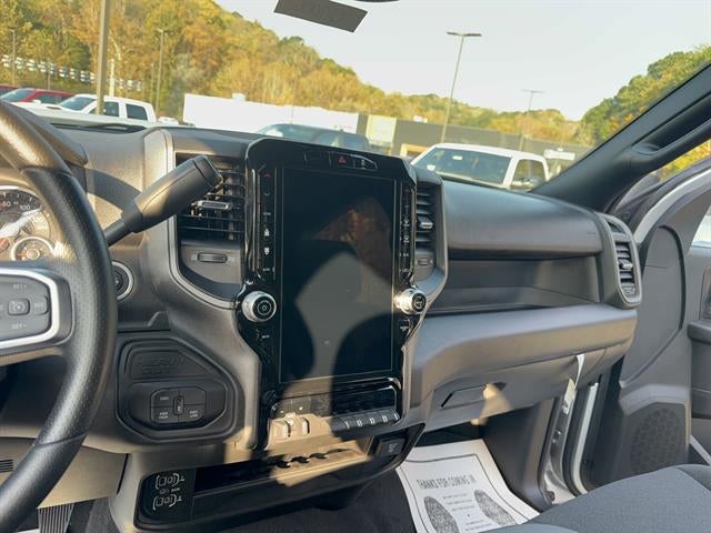 2027 RAM Ram 2500 RAM 2500 BLACK EXPRESS CREW CAB 4X4 6'4' BOX