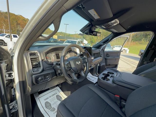 2027 RAM Ram 2500 RAM 2500 BLACK EXPRESS CREW CAB 4X4 6'4' BOX