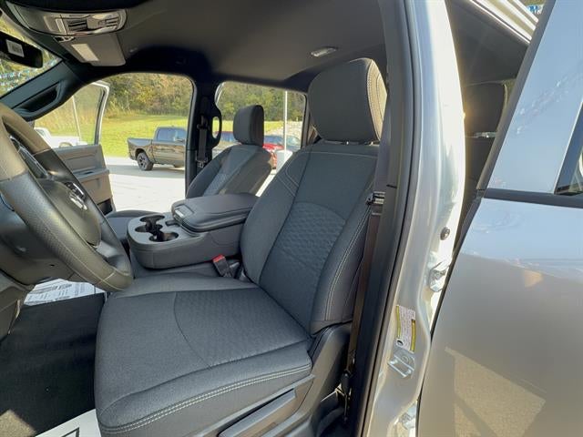 2027 RAM Ram 2500 RAM 2500 BLACK EXPRESS CREW CAB 4X4 6'4' BOX