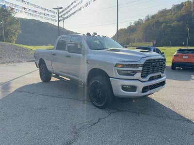 2027 RAM Ram 2500 RAM 2500 BLACK EXPRESS CREW CAB 4X4 6'4' BOX