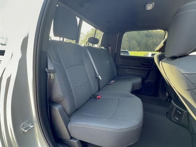 2027 RAM Ram 2500 RAM 2500 BLACK EXPRESS CREW CAB 4X4 6'4' BOX