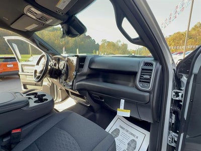 2027 RAM Ram 2500 RAM 2500 BLACK EXPRESS CREW CAB 4X4 6'4' BOX