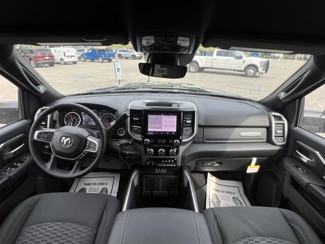 2025 RAM Ram 2500 RAM 2500 BIG HORN CREW CAB 4X4 6'4' BOX