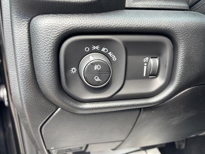 2026 RAM Ram 2500 RAM 2500 BLACK EXPRESS CREW CAB 4X4 6'4' BOX