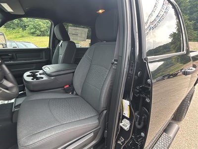 2026 RAM Ram 2500 RAM 2500 BLACK EXPRESS CREW CAB 4X4 6'4' BOX