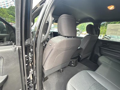 2026 RAM Ram 2500 RAM 2500 BLACK EXPRESS CREW CAB 4X4 6'4' BOX