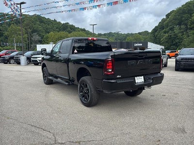 2026 RAM Ram 2500 RAM 2500 BLACK EXPRESS CREW CAB 4X4 6'4' BOX
