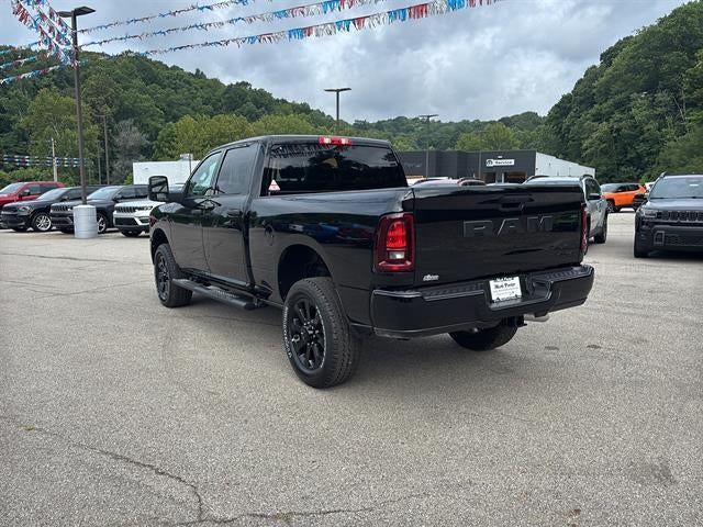 2026 RAM Ram 2500 RAM 2500 BLACK EXPRESS CREW CAB 4X4 6'4' BOX