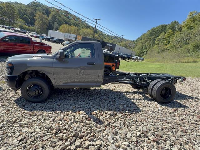 2026 RAM Ram 3500 Chassis Cab RAM 3500 TRADESMAN CHASSIS REGULAR CAB 4X4 84' CA