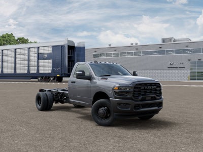 2026 RAM Ram 3500 Chassis Cab RAM 3500 TRADESMAN CHASSIS REGULAR CAB 4X4 84' CA